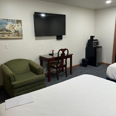 Sutton Inn Элктон Экстерьер фото