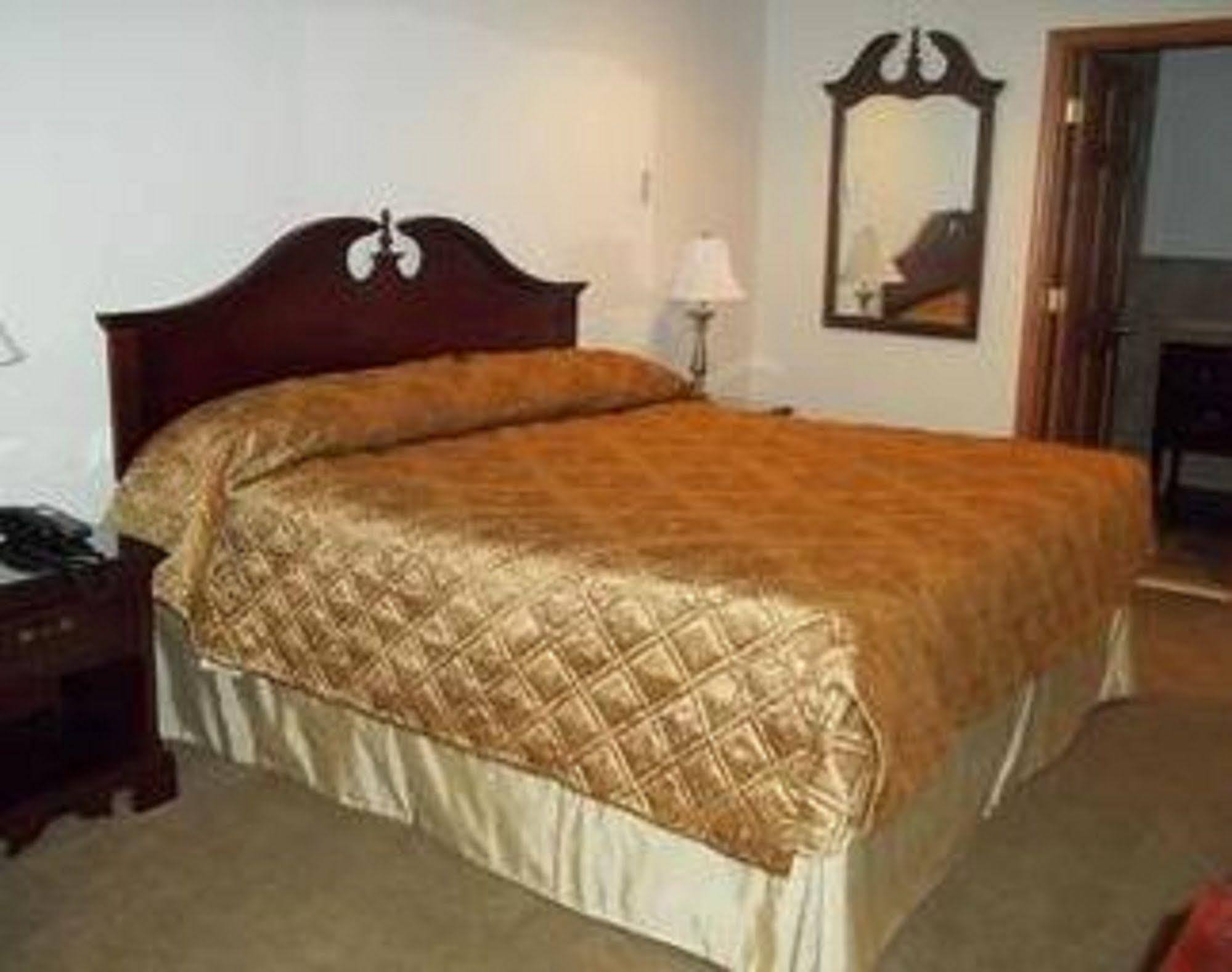 Sutton Inn Элктон Экстерьер фото